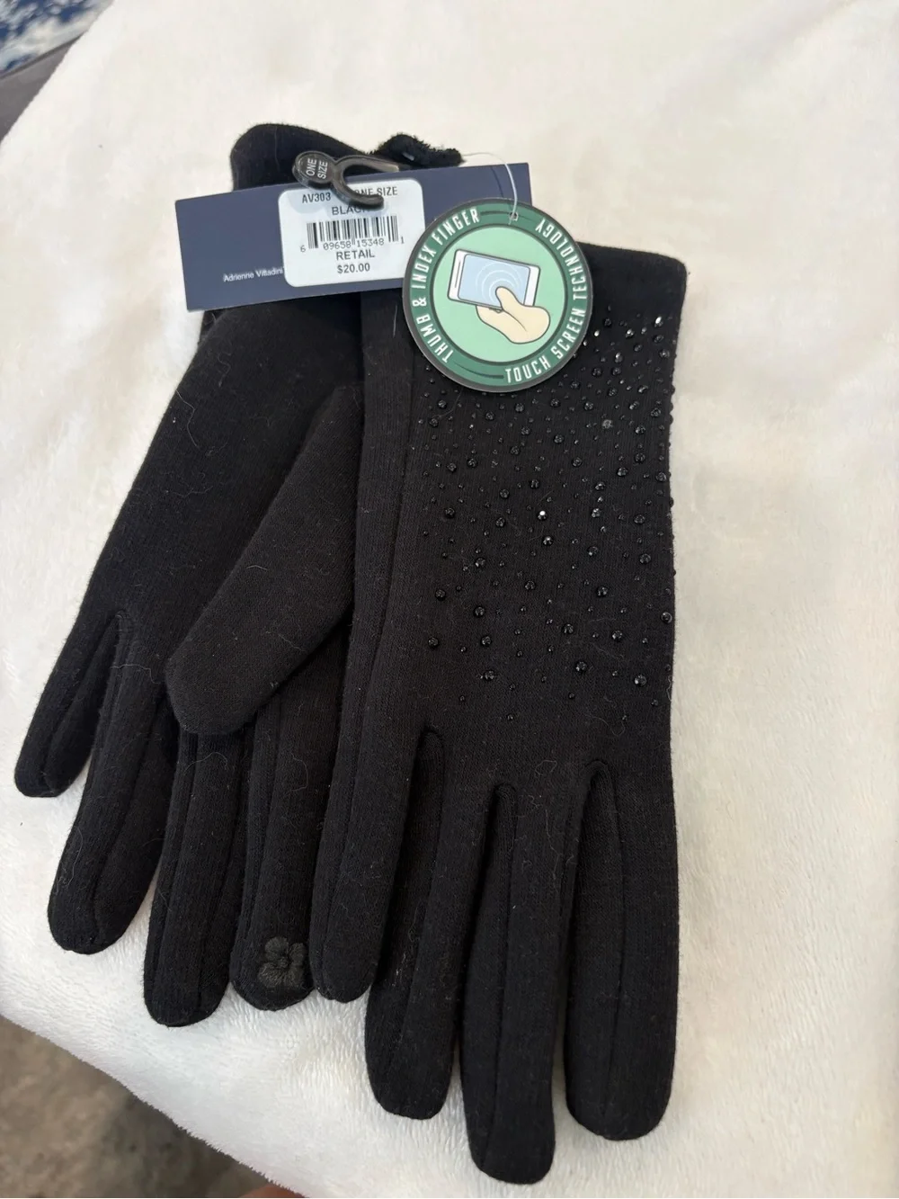 Ladies gloves. 4 pairs - all brand new - 1 with tags.